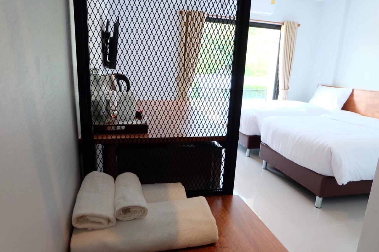 Hotel De Vine House Roi Et Zewnętrze zdjęcie